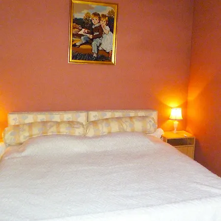 Titon 4* Paris